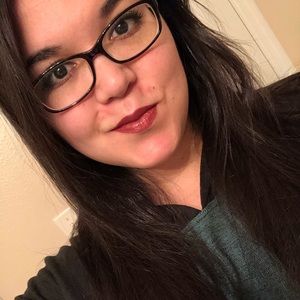 Meet your Posher, Alana